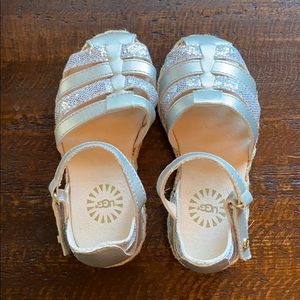 Toddler Ugg silver metallic Sandal size 7